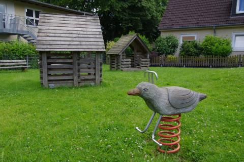 Wipptier auf dem Spielplatz