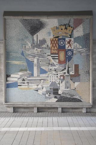 Dahler, Gustav: Wandmosaik am Rathaus, Gesamtansicht; Foto: Kunstmuseum Mülheim an der Ruhr 2001.