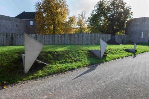 Koch, Diethelm: Drei Quadrate, 1993; Foto: Kunstmuseum Mülheim an der Ruhr/ Ralf Rassloff 2020.