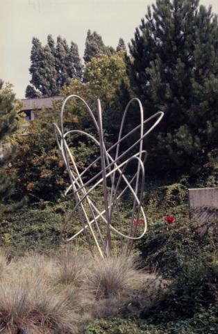 Kühn, Herbert: Brunnenskulptur, Foto: Kunstmuseum Mülheim an der Ruhr, um 1980.