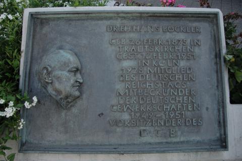 Kühn, Herbert: Hans Böckler - Gedenktafel, Foto: Kunstmuseum Mülheim an der Ruhr/ Ralf Raßloff 2008.