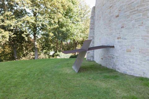 Uematsu, Keiji: Rammbock, 1982, Foto: Kunstmuseum Mülheim an der Ruhr/ Ralf Raßloff 2020.