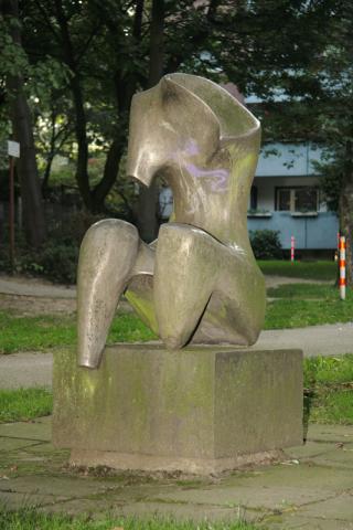 Prasse, Karl: Sitzender Torso, Vorderansicht; Foto: Kunstmuseum Mülheim an der Ruhr/ Ralf Raßloff 2008.