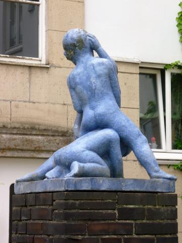 Lickfeld, Hermann: Balgende Knaben (Brunnenfiguren; Klönnestift); Foto: Kunstmuseum Mülheim an der Ruhr 2011.