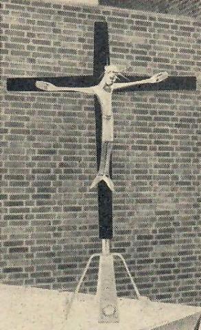 Rasche, Ernst: Altarkreuz St. Barbara; Foto: Mülheimer Jahrbuch 1956.