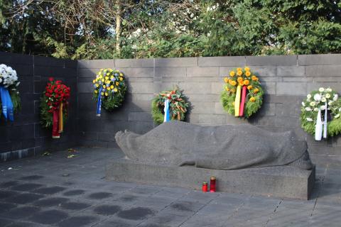 Marcks, Gerhard: Mahnmal, Detail der Figur im Innenraum, 1968; Foto: Kunstmuseum Mülheim an der Ruhr 2020.