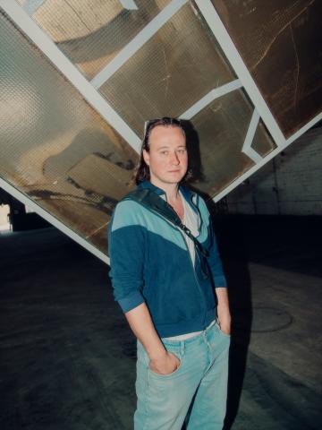 Emil Walde, Porträt, 2024; Foto: Natascha auf'm Kamp. 